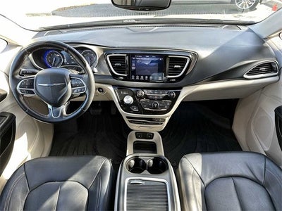 Chrysler Pacifica Touring L Plus 2020