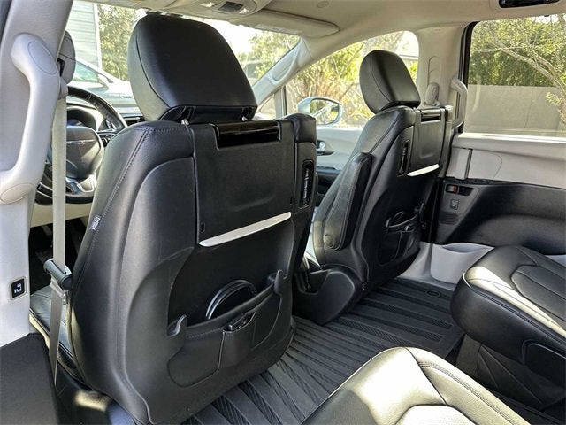 Chrysler Pacifica Touring L Plus 2020