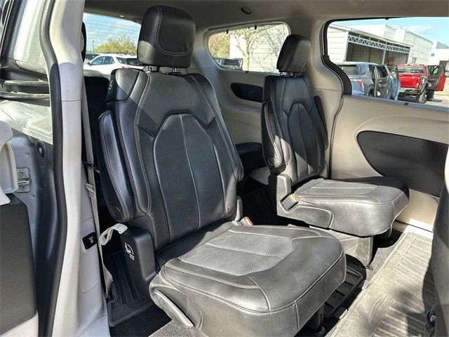Chrysler Pacifica Touring L Plus 2020
