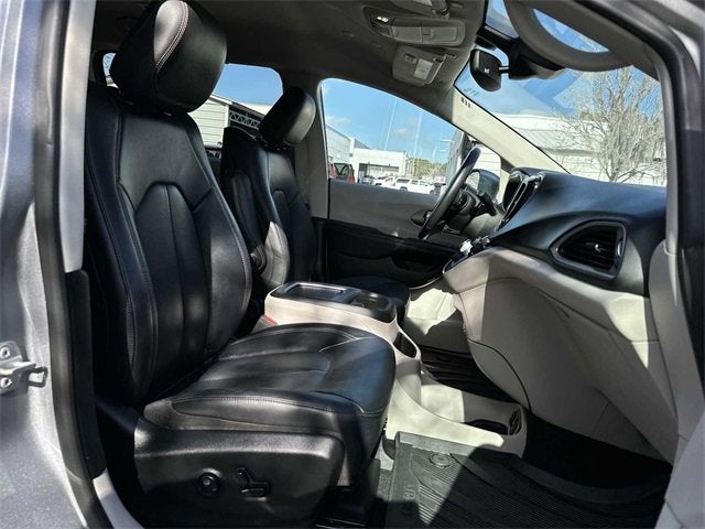 Chrysler Pacifica Touring L Plus 2020