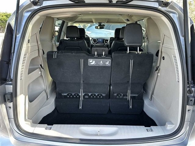 Chrysler Pacifica Touring L Plus 2020