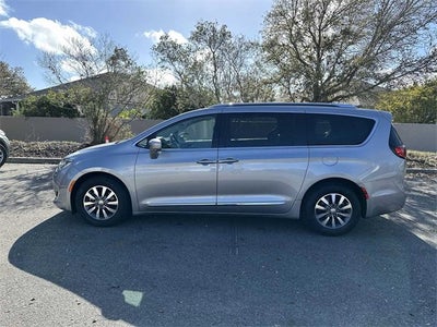 Chrysler Pacifica Touring L Plus 2020