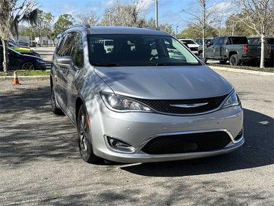 Chrysler Pacifica Touring L Plus 2020