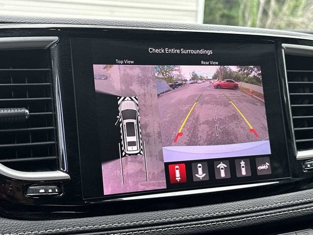 Chrysler Pacifica Hybrid S 2024 con paquete de diseño