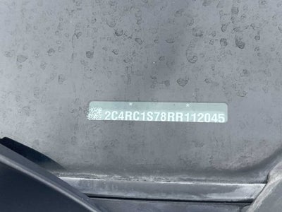 Chrysler Pacifica Hybrid S 2024 con paquete de diseño
