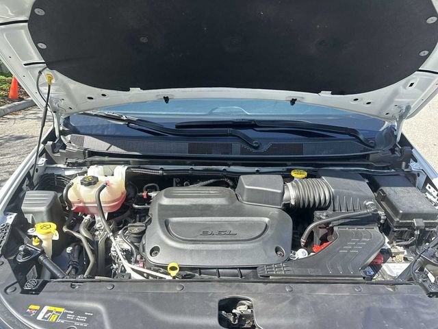 Chrysler Pacifica Limited AWD 2023