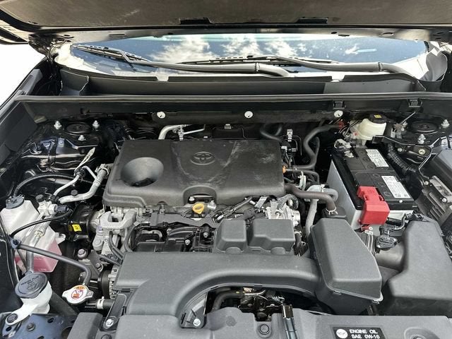 Toyota RAV4 XLE 2023