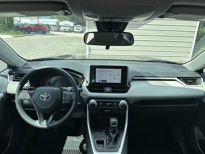 Toyota RAV4 XLE 2023