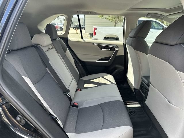Toyota RAV4 XLE 2023