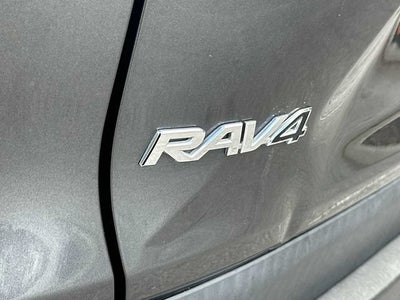 Toyota RAV4 XLE 2020