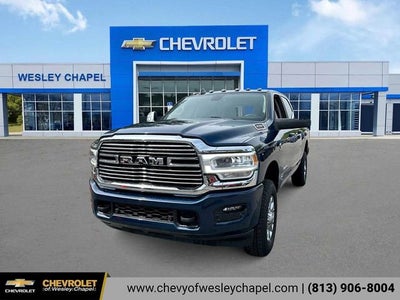 RAM 3500 Laramie Crew Cab 4x4 de 2024 con caja de 1,93 m