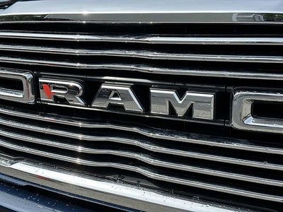 RAM 3500 Laramie Crew Cab 4x4 de 2024 con caja de 1,93 m