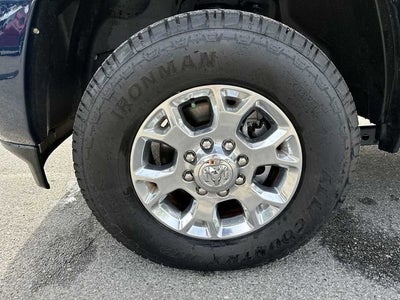 RAM 3500 Laramie Crew Cab 4x4 de 2024 con caja de 1,93 m