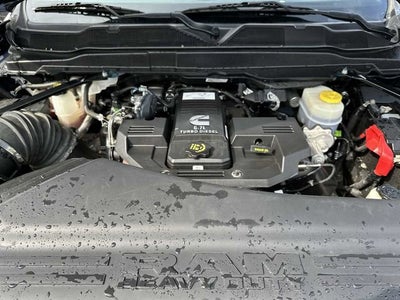 RAM 3500 Laramie Crew Cab 4x4 de 2024 con caja de 1,93 m