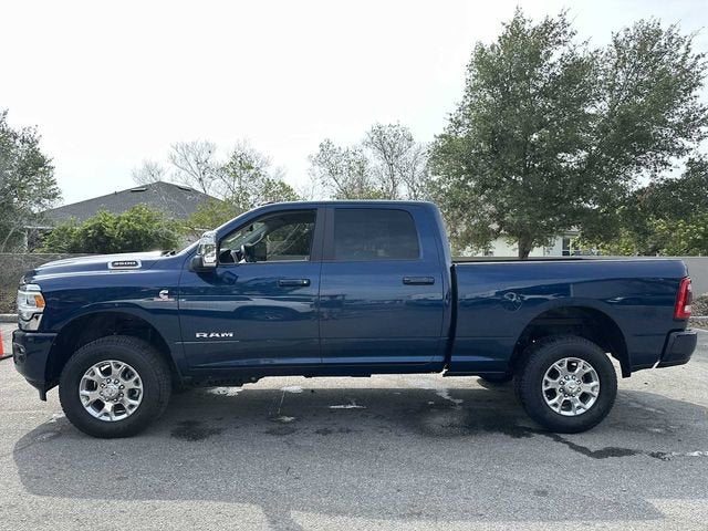 RAM 3500 Laramie Crew Cab 4x4 de 2024 con caja de 1,93 m
