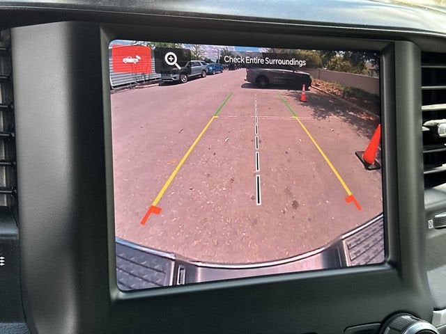 RAM 3500 Big Horn de 2024, cabina doble, tracción 4x4 y caja de 2,4 m