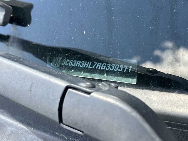 RAM 3500 Big Horn de 2024, cabina doble, tracción 4x4 y caja de 2,4 m