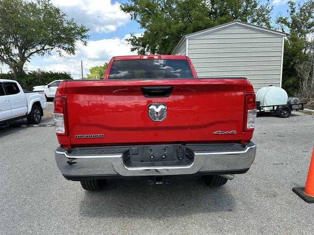 RAM 2500 Big Horn de 2024, cabina doble, tracción 4x4 y caja de 6'4"