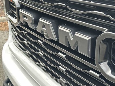 RAM 2500 Limited de 2022, cabina doble, tracción 4x4, caja de 1,93 m