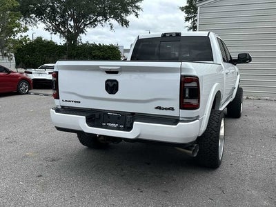 RAM 2500 Limited de 2022, cabina doble, tracción 4x4, caja de 1,93 m