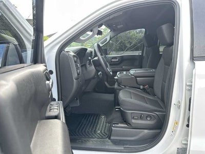 Chevrolet Silverado 1500 Custom Trail Boss 2024
