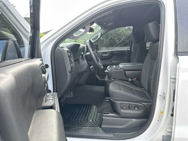 Chevrolet Silverado 1500 Custom Trail Boss 2024
