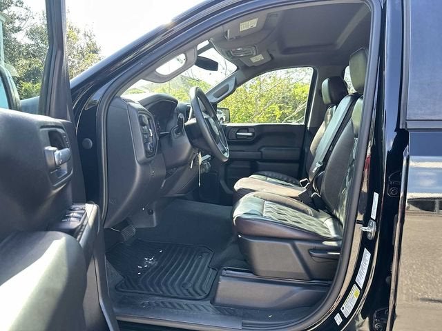 Chevrolet Silverado 1500 Custom Trail Boss 2021
