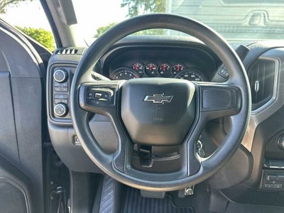Chevrolet Silverado 1500 Custom Trail Boss 2021