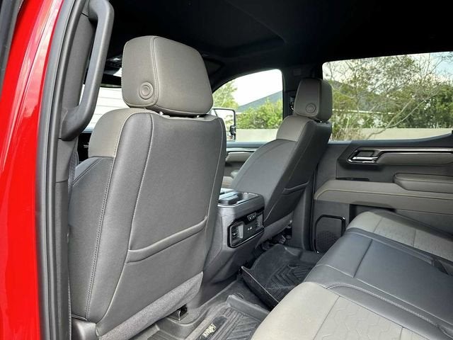 Chevrolet Silverado 1500 ZR2 2024
