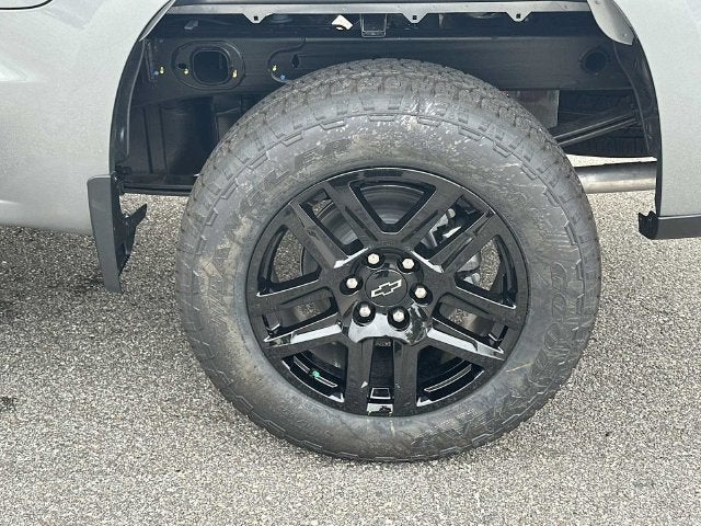 Chevrolet Silverado 1500 Custom Trail Boss 2026