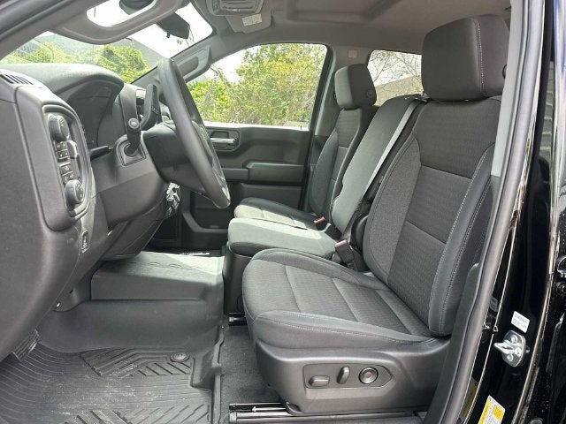Chevrolet Silverado 1500 Custom Trail Boss 2026