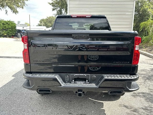 Chevrolet Silverado 1500 Custom Trail Boss 2026