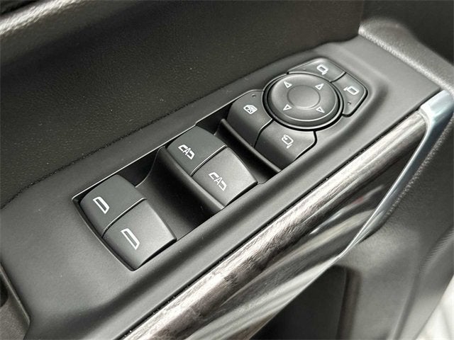 Chevrolet Silverado 1500 LTZ 2021