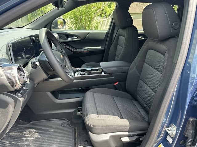 Chevrolet Equinox LT 2027
