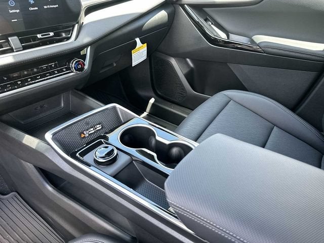 Chevrolet Equinox LT 2027