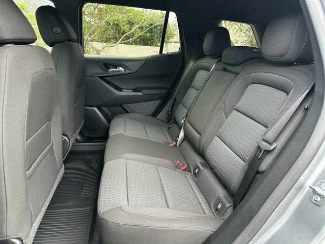 Chevrolet Equinox LT 2027