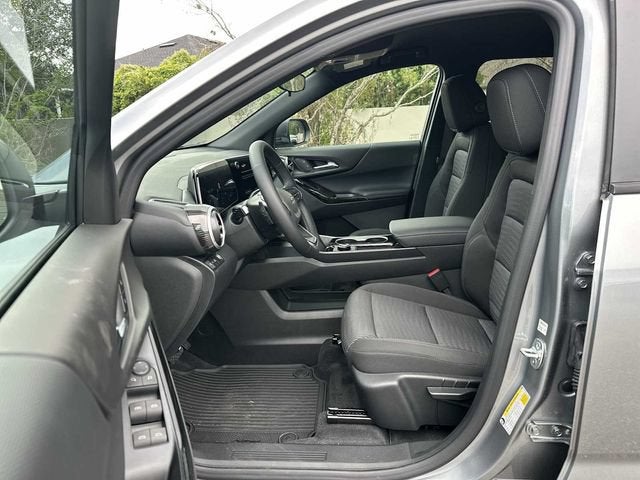 Chevrolet Equinox LT 2027