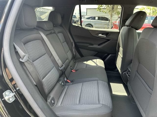 Chevrolet Equinox LT 2027