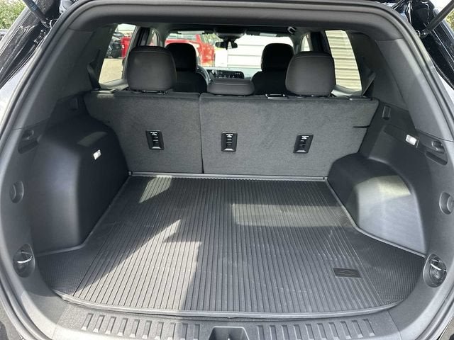 Chevrolet Equinox LT 2027