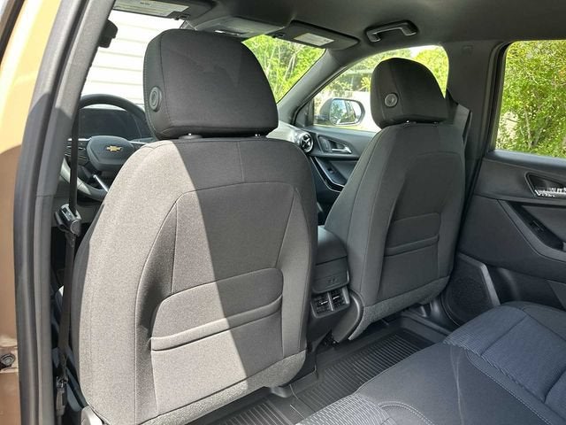 Chevrolet Equinox LT 2027