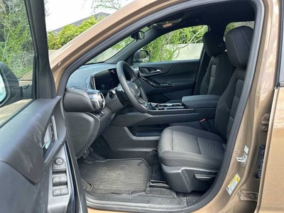 Chevrolet Equinox LT 2027