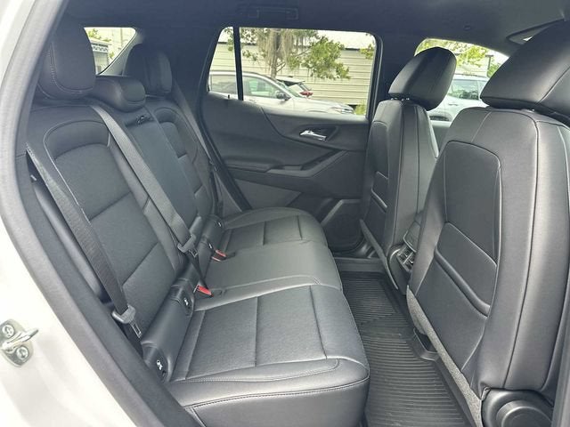 Chevrolet Equinox LT 2027