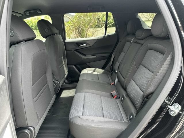 Chevrolet Equinox LT 2027