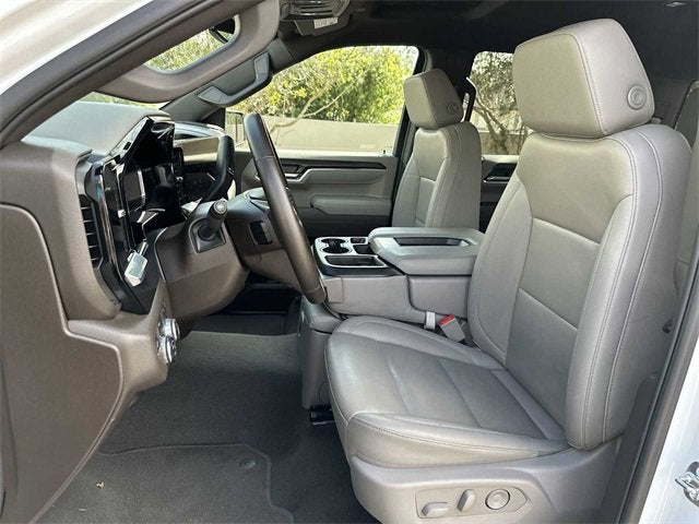 GMC Sierra 1500 SLT 2025