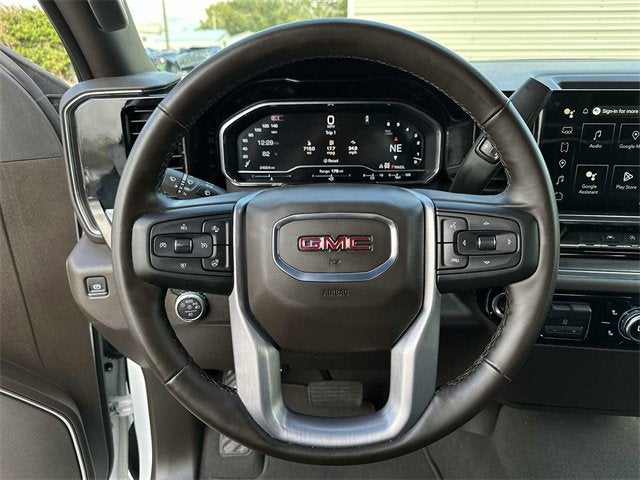 GMC Sierra 1500 SLT 2025