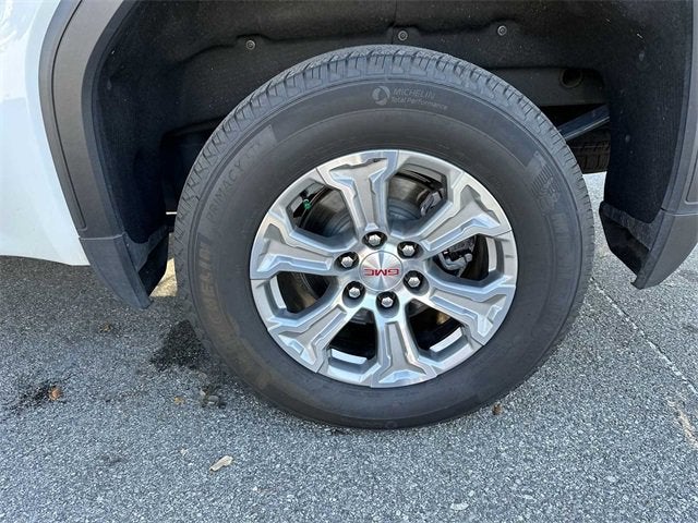 GMC Sierra 1500 SLT 2025