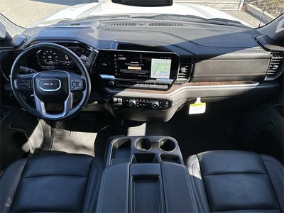 GMC Sierra 1500 SLT 2025