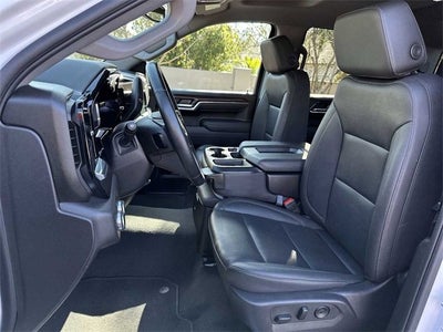 GMC Sierra 1500 SLT 2025