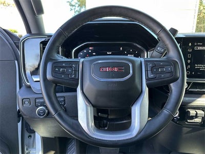 GMC Sierra 1500 SLT 2025