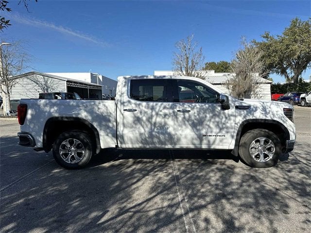 GMC Sierra 1500 SLT 2025